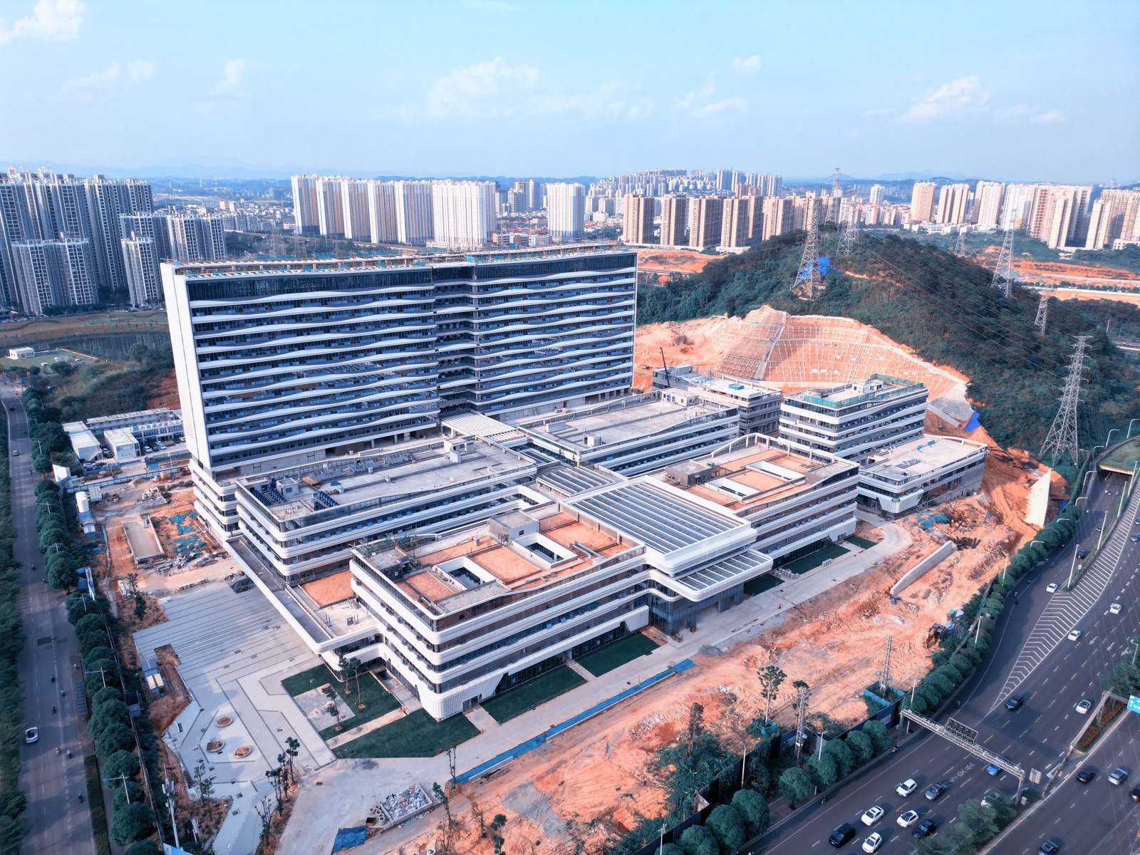 广西中医药大学第二附属医院凤岭南医院（建设中）